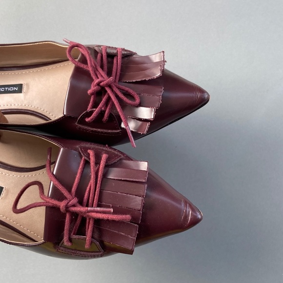 French Connection Burgundy flat shoes with laces - Picture 5 of 9